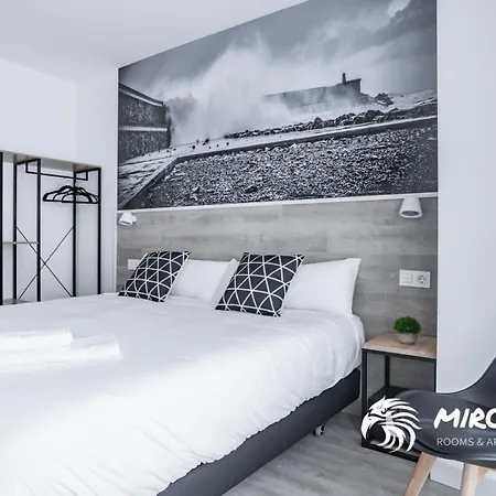 Hotel apartamentowy Mirotza And