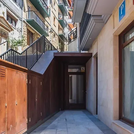 Hotel apartamentowy Mirotza And 4*