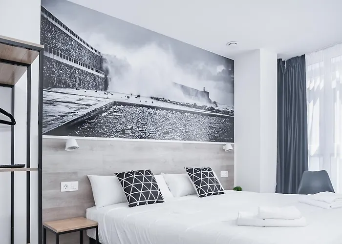 Apartahotel Mirotza And 4*