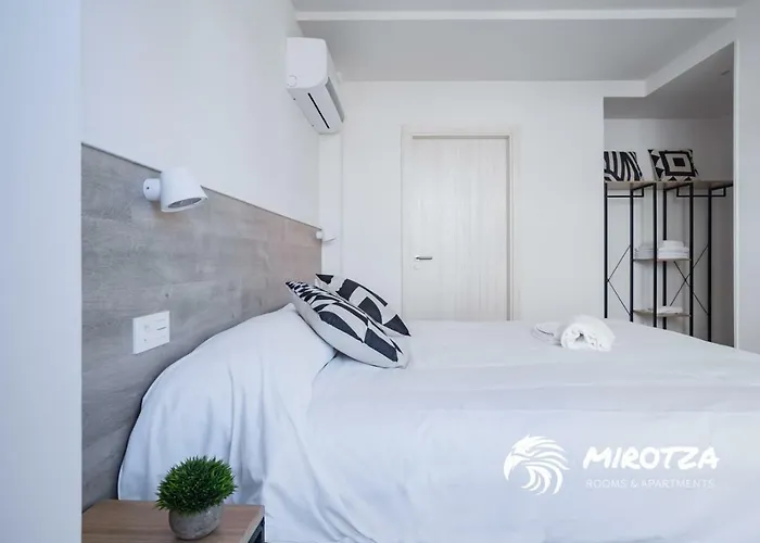 Apartahotel Mirotza And Orio