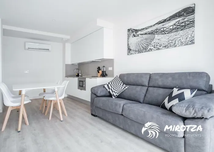 Mirotza And Ξενοδοχείο με διαμερίσματα