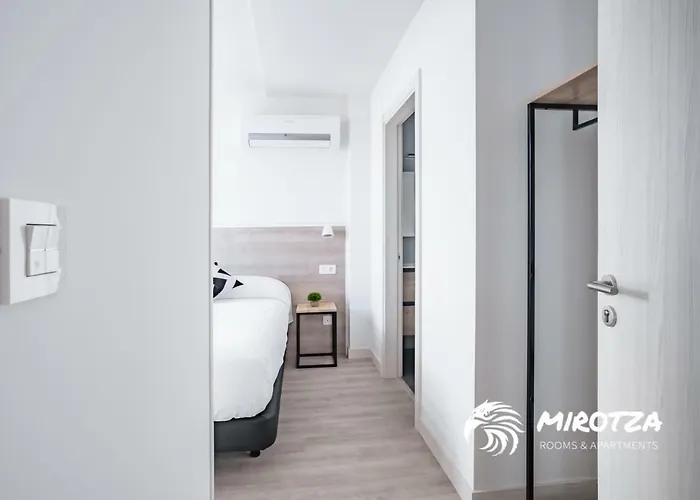 Mirotza And Apartahotel Orio