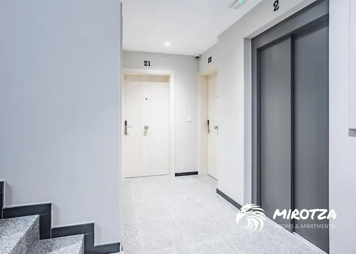 Mirotza And Apartahotel 4*