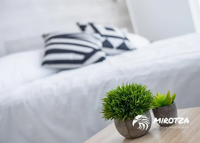 Mirotza And Apartahotel 4*